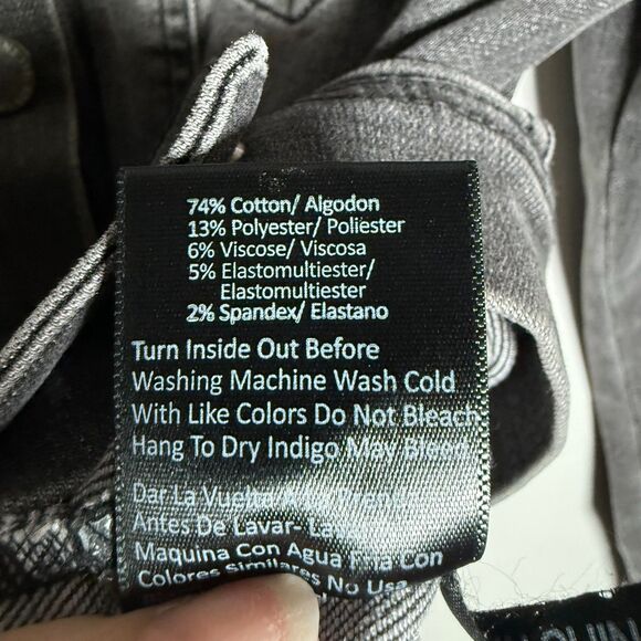 Risen Black Washed Jean Jacket Women's Size Medium Distressed - Picture 8 of 12